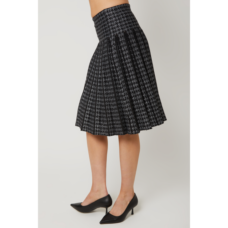 Women's Houndstooth Pleated Knit Skirt (Final Sale - No Returns)