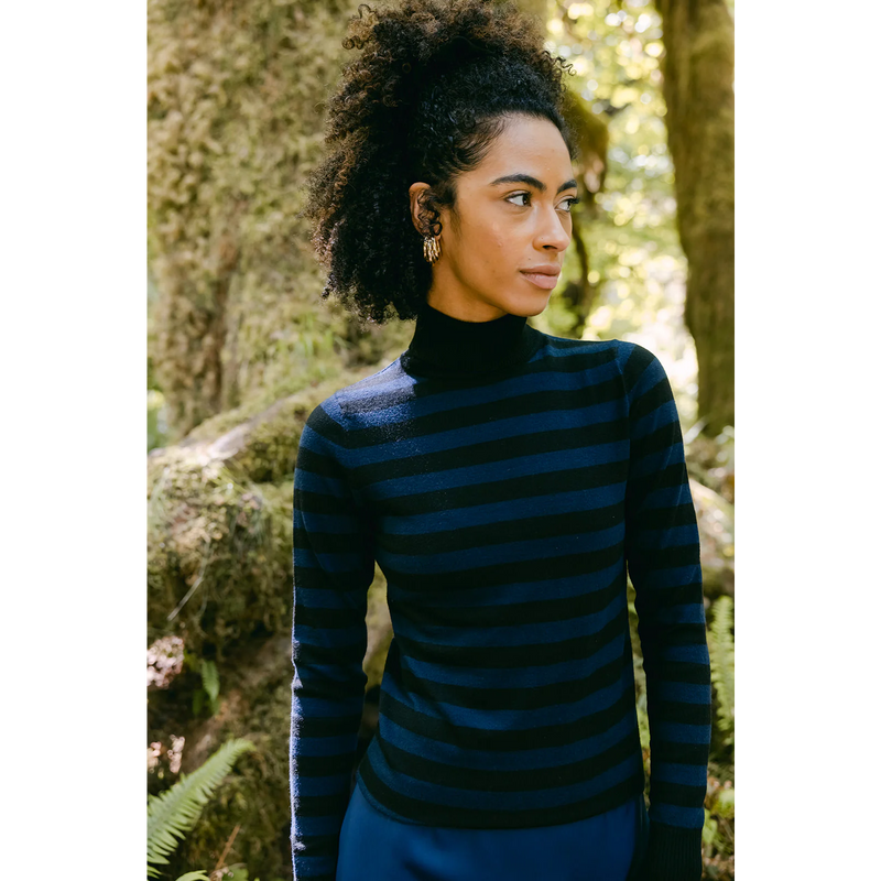 Women's Long Sleeve Turtleneck Top