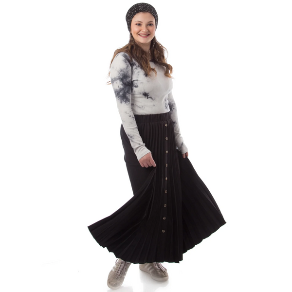 Women's Buttoned Down Pleated Skirt